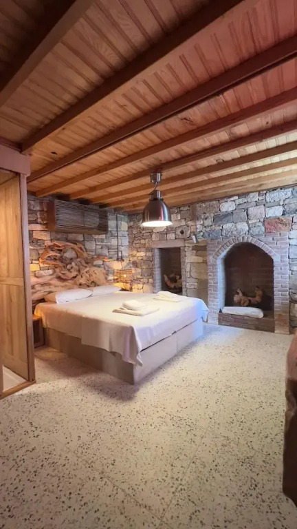 Бозджаада: İrinikos Otel