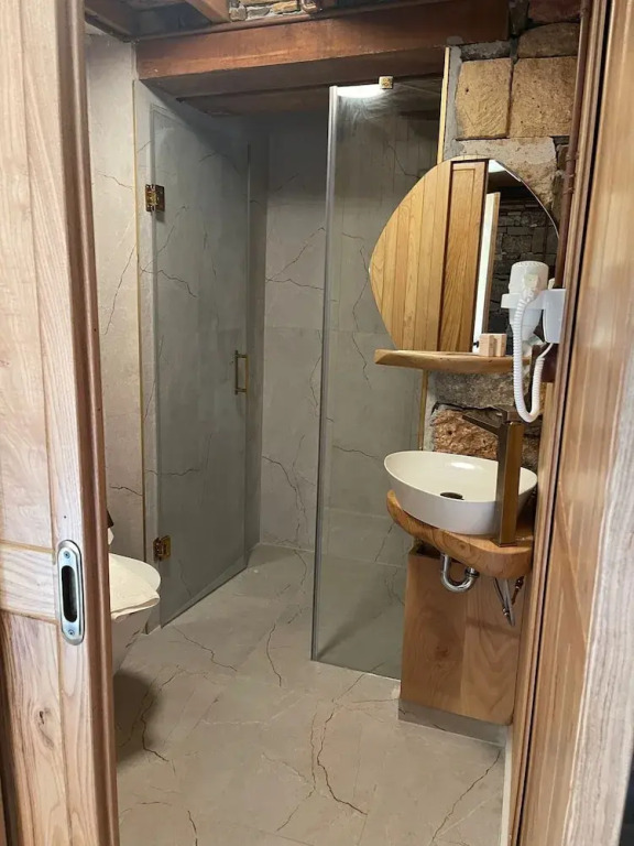 Бозджаада: İrinikos Otel