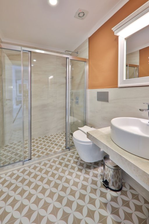Каш: Lora Kas Otel
