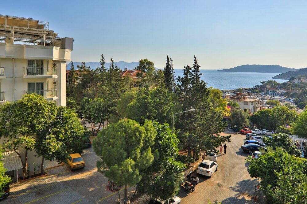 Каш: Lora Kas Otel