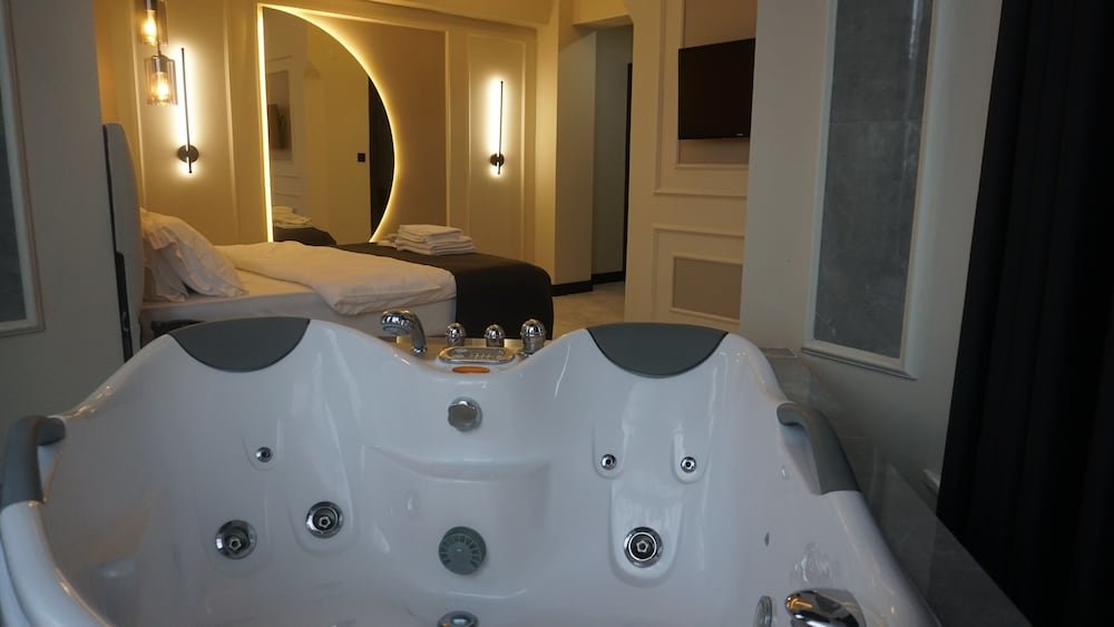 Арнавуткёй: mana airport hotel