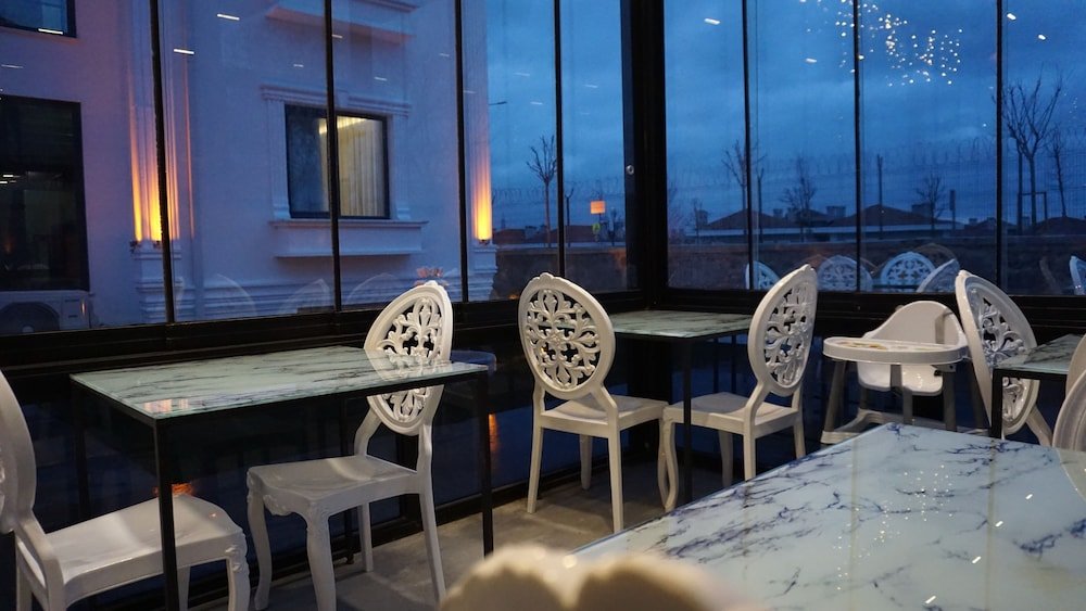 Арнавуткёй: mana airport hotel