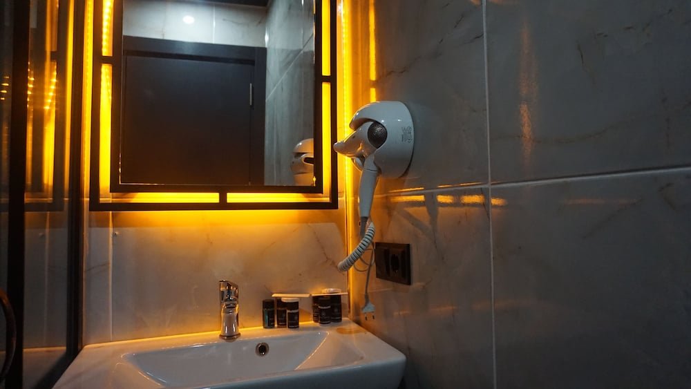 Арнавуткёй: mana airport hotel