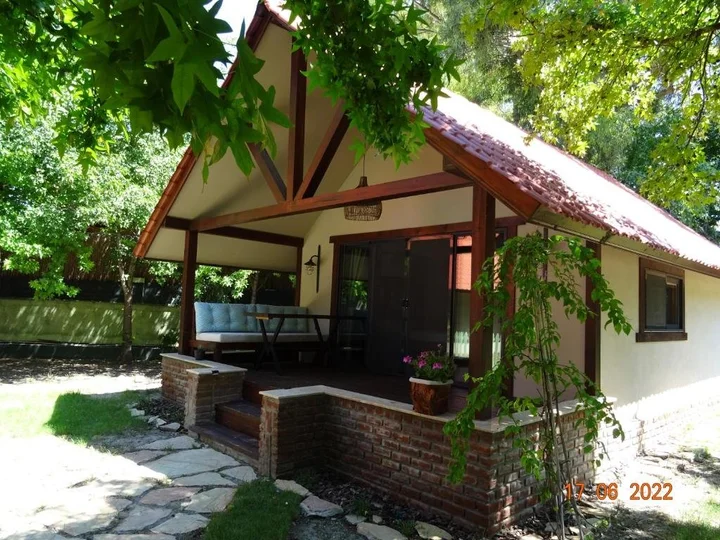 Дальян: Gaia Koru Bungalows