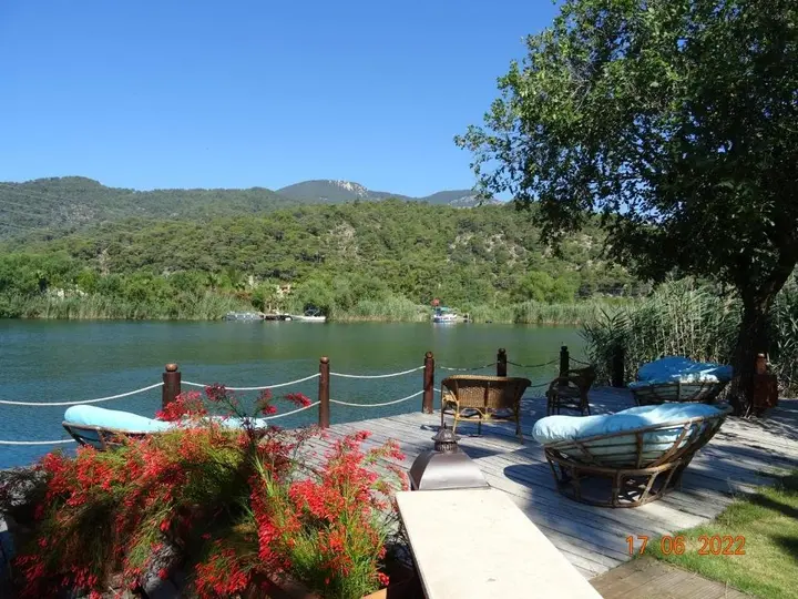 Дальян: Gaia Koru Bungalows
