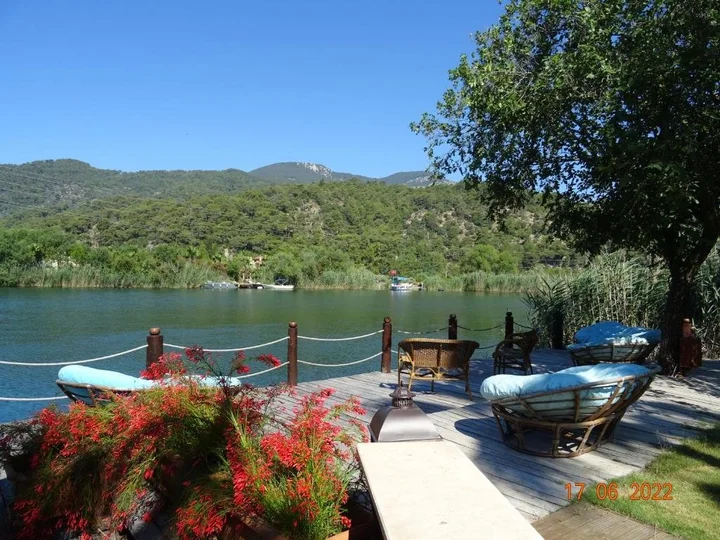 Дальян: Gaia Koru Bungalows