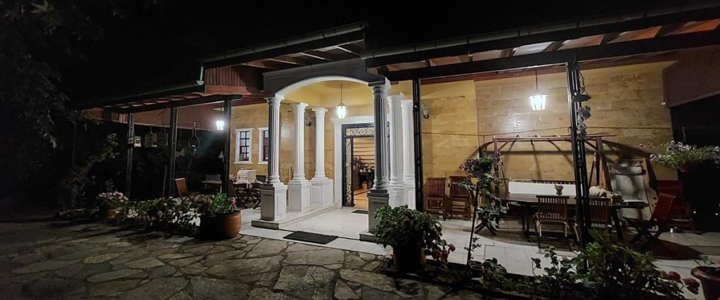 Алтынолук: Malikane Resort