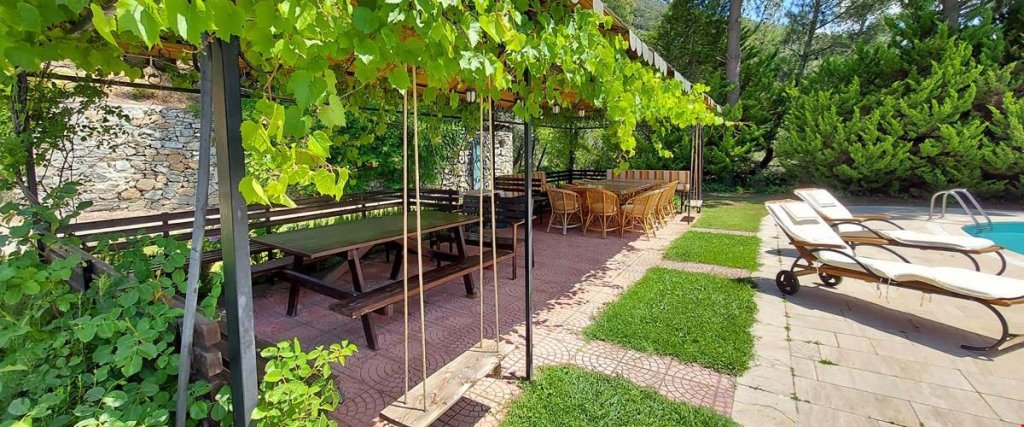 Алтынолук: Malikane Resort