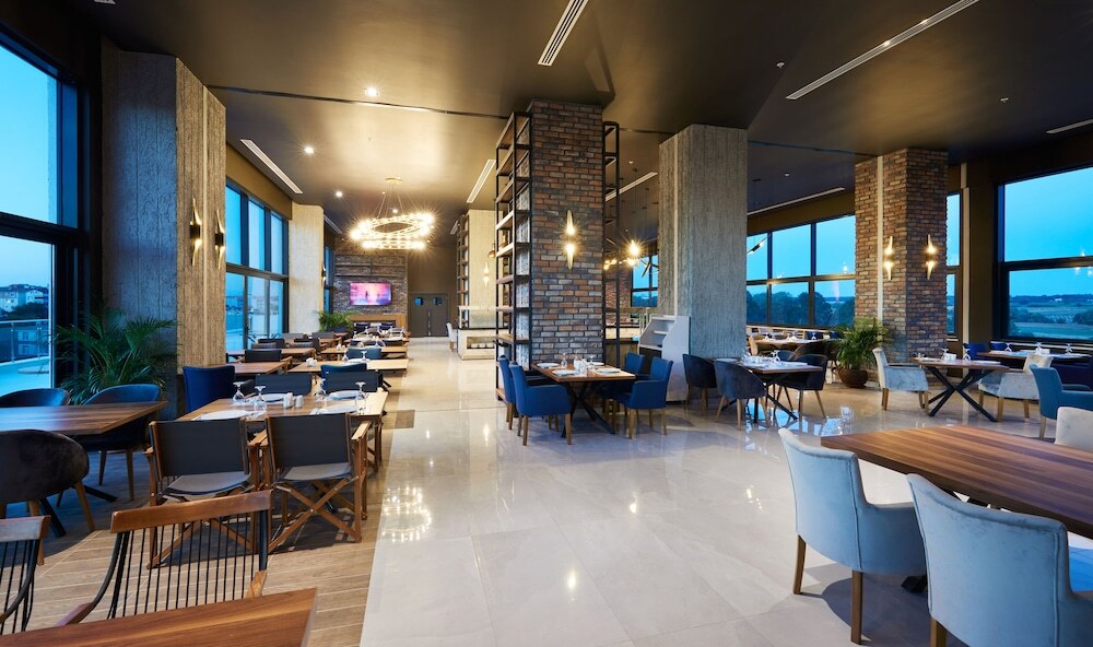 Черкезкой: Hattuşa Vacation Thermal Club Saray