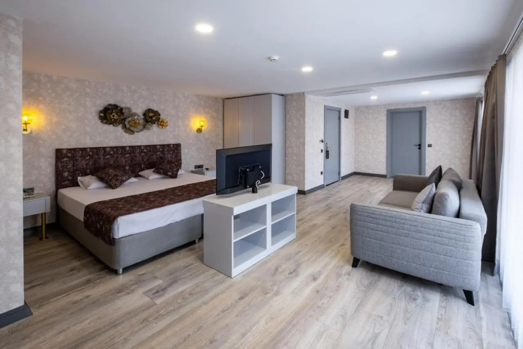 Анталья: Avion Suite Hotel