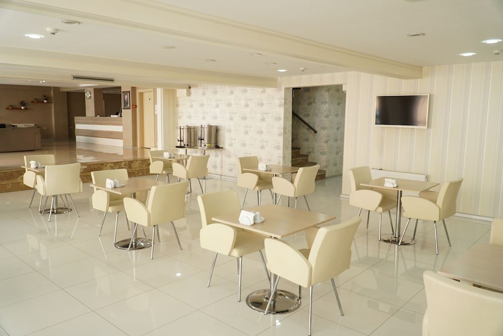 Эскишехир: Cinas Hotel