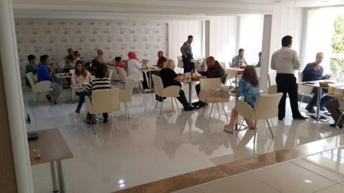 Эскишехир: Cinas Hotel