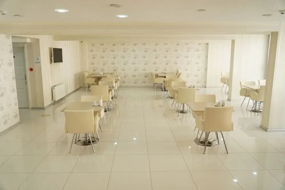 Эскишехир: Cinas Hotel