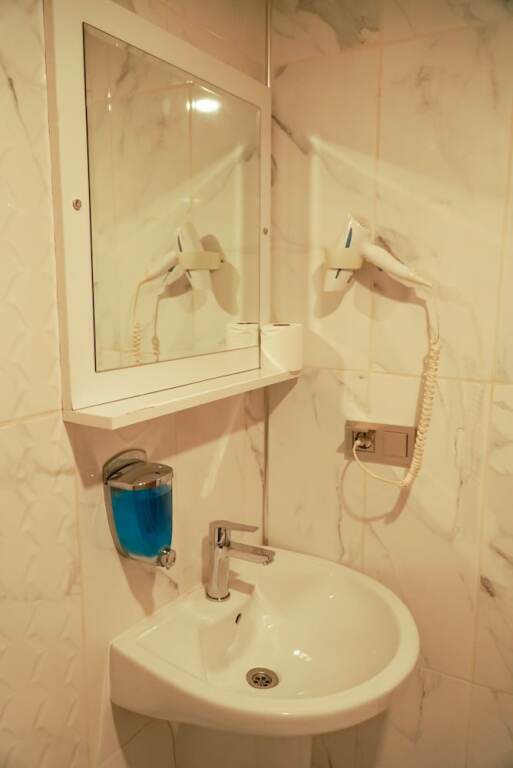 Эскишехир: Cinas Hotel