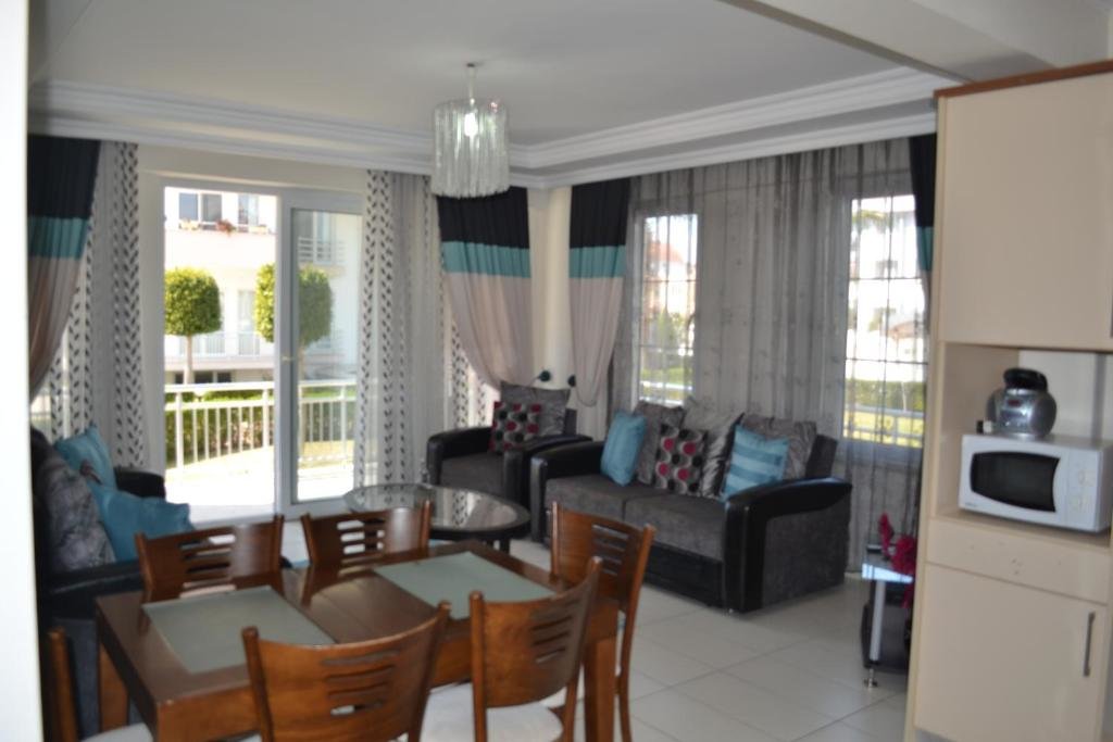 Белек: Antalya belek 5 nirvana club ground floor two bedrooms pool view with water slide close to center