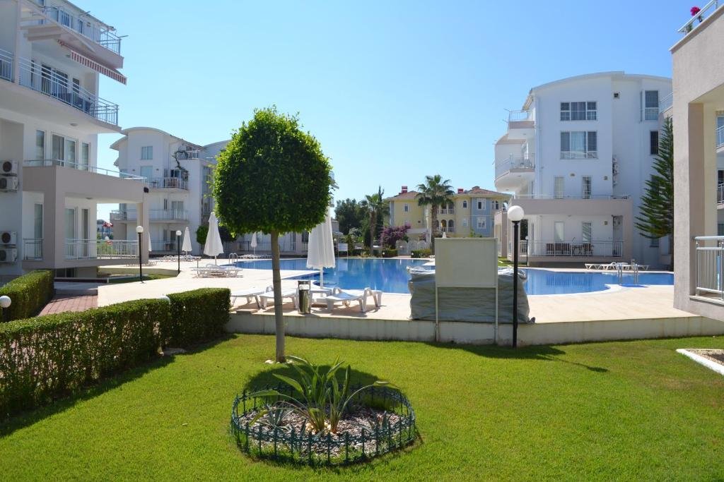 Белек: Antalya belek 5 nirvana club ground floor two bedrooms pool view with water slide close to center