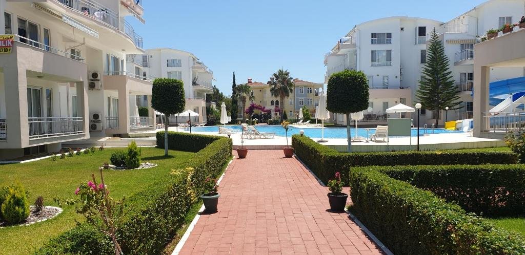 Белек: Antalya belek 5 nirvana club ground floor two bedrooms pool view with water slide close to center