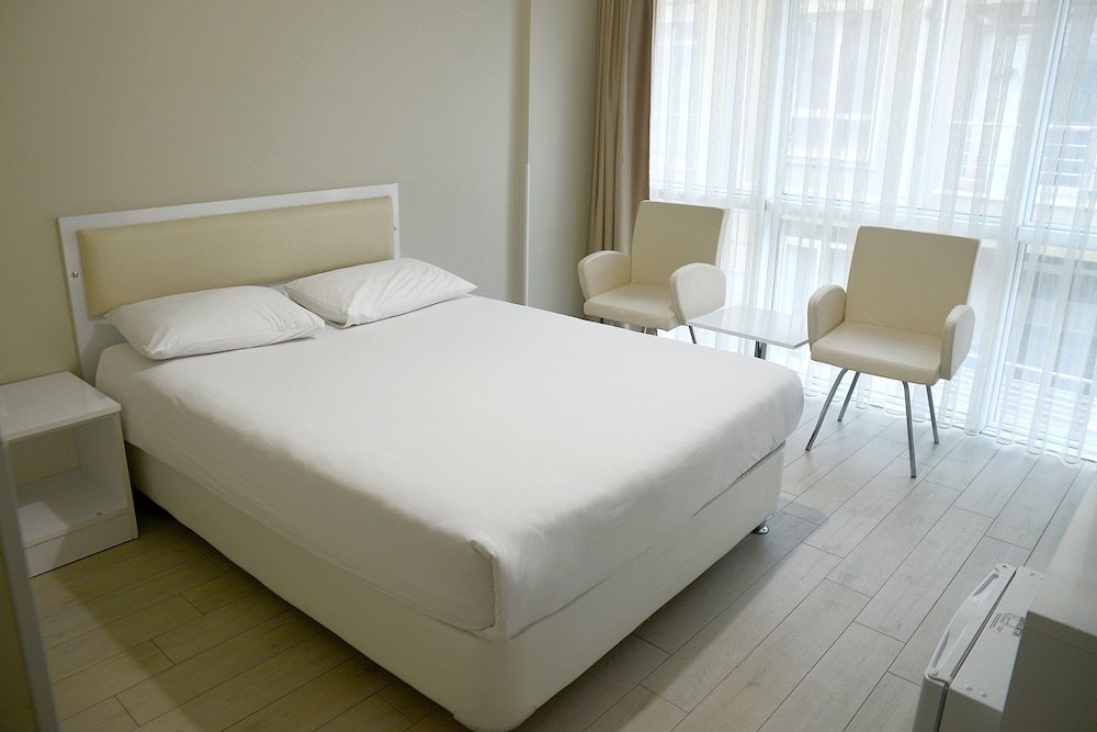 Эскишехир: Otel Akpinar