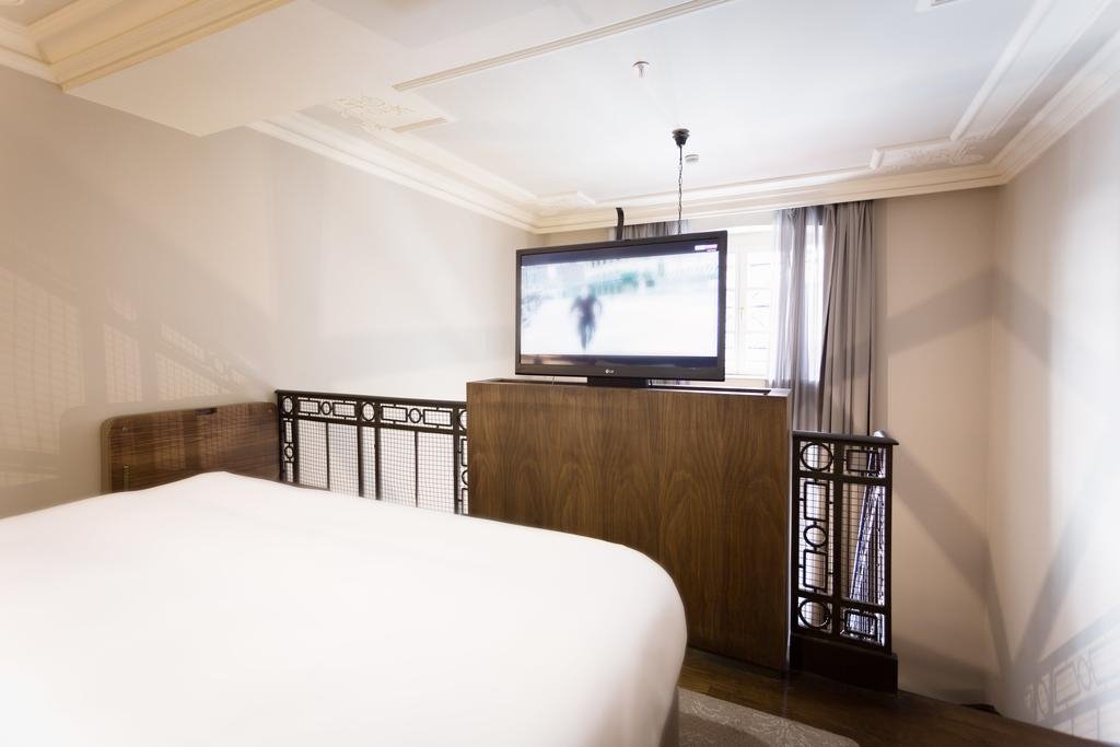 Стамбул: The Bank Hotel Istanbul, a Member of Design Hotels