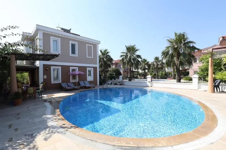 carousel image 3