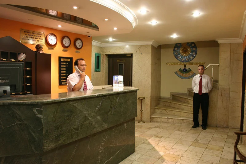 Измир: Alsancak Otel Yaman