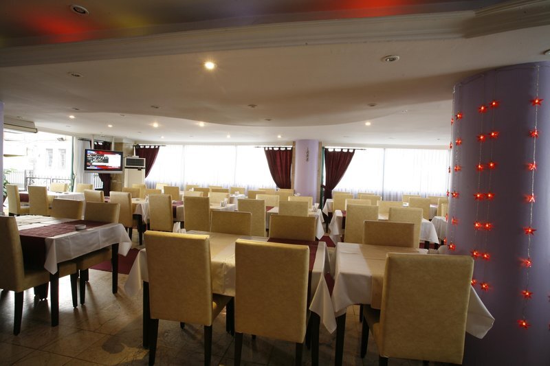 Измир: Alsancak Otel Yaman