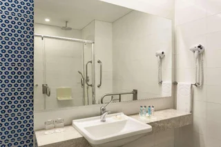 Измир: Ramada Hotel and Suites Kemalpasa Izmir