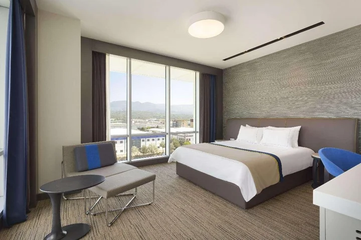 Измир: Ramada Hotel and Suites Kemalpasa Izmir