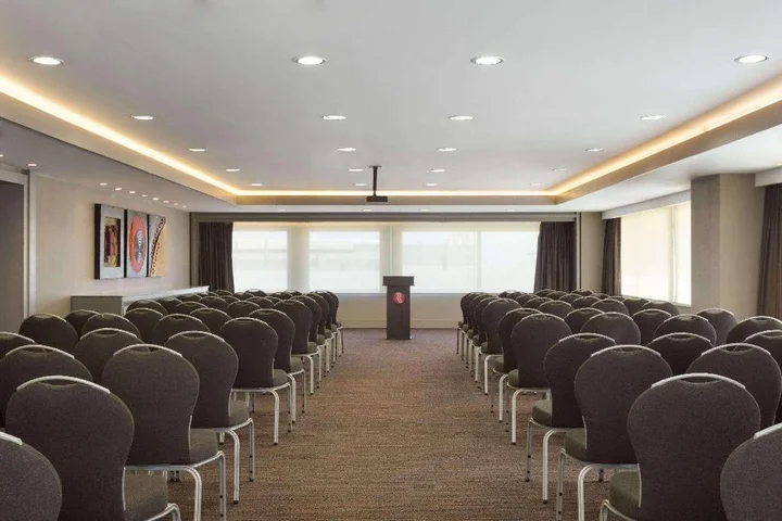 Измир: Ramada Hotel and Suites Kemalpasa Izmir