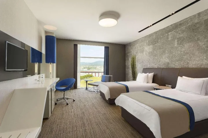 Измир: Ramada Hotel and Suites Kemalpasa Izmir