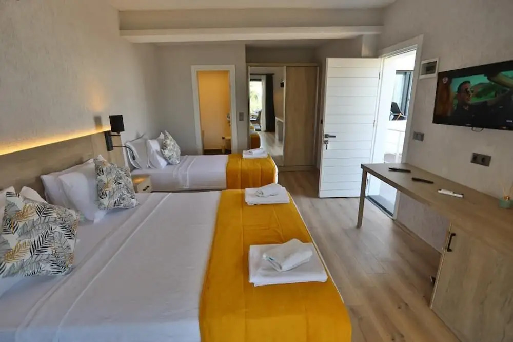 Бодрум: Ali's Hotel Beach