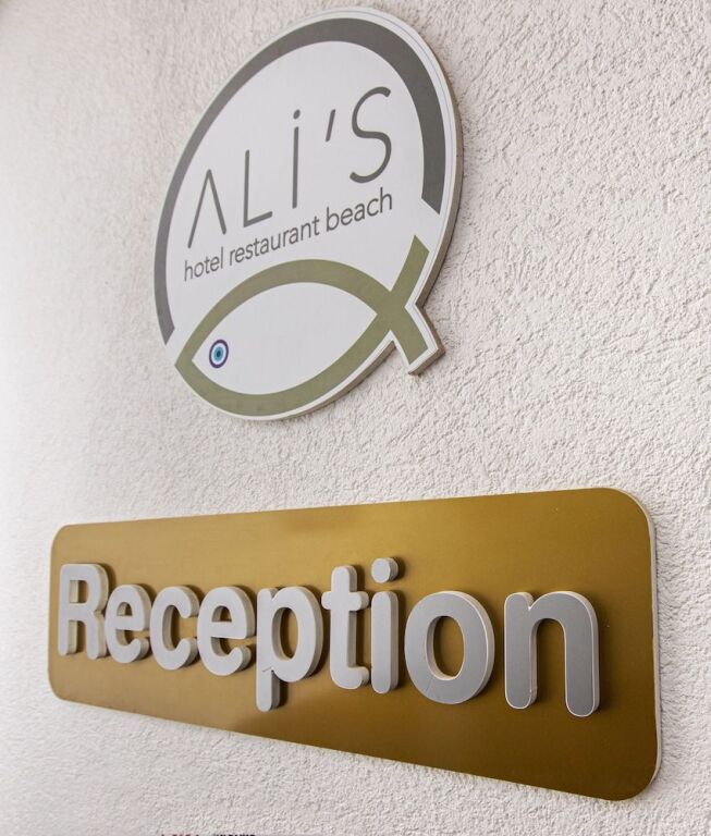 Бодрум: Ali's Hotel Beach