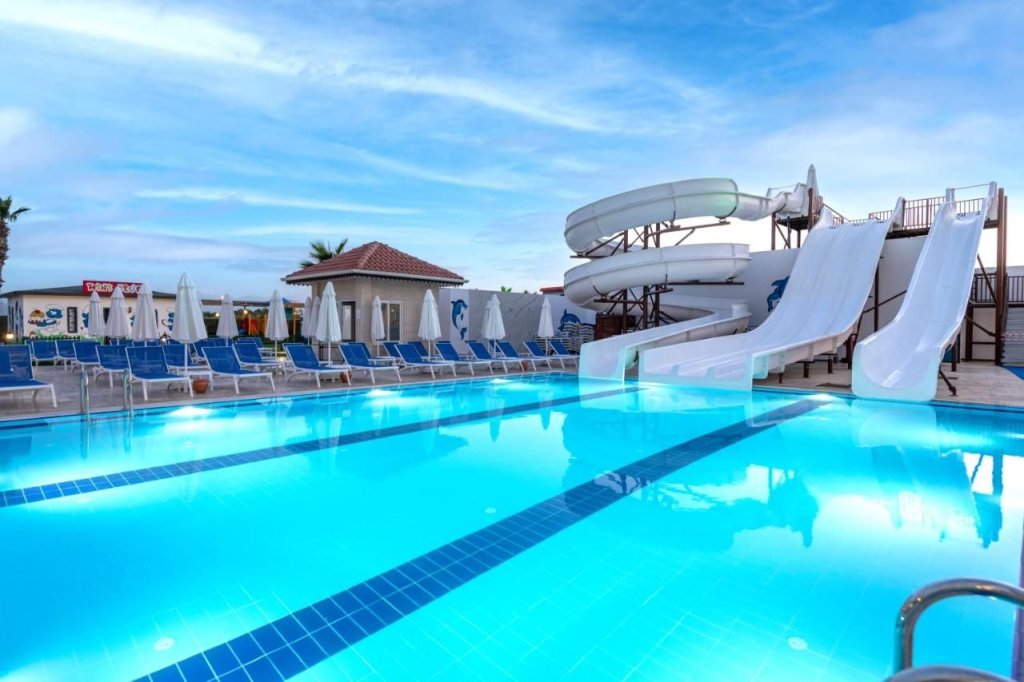Аксу: Lavia Hotels Lara