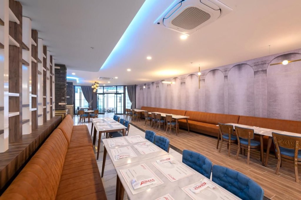 Аксу: Lavia Hotels Lara