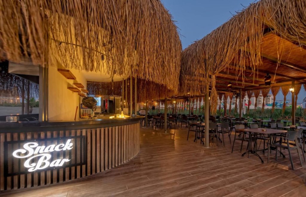 Аксу: Lavia Hotels Lara