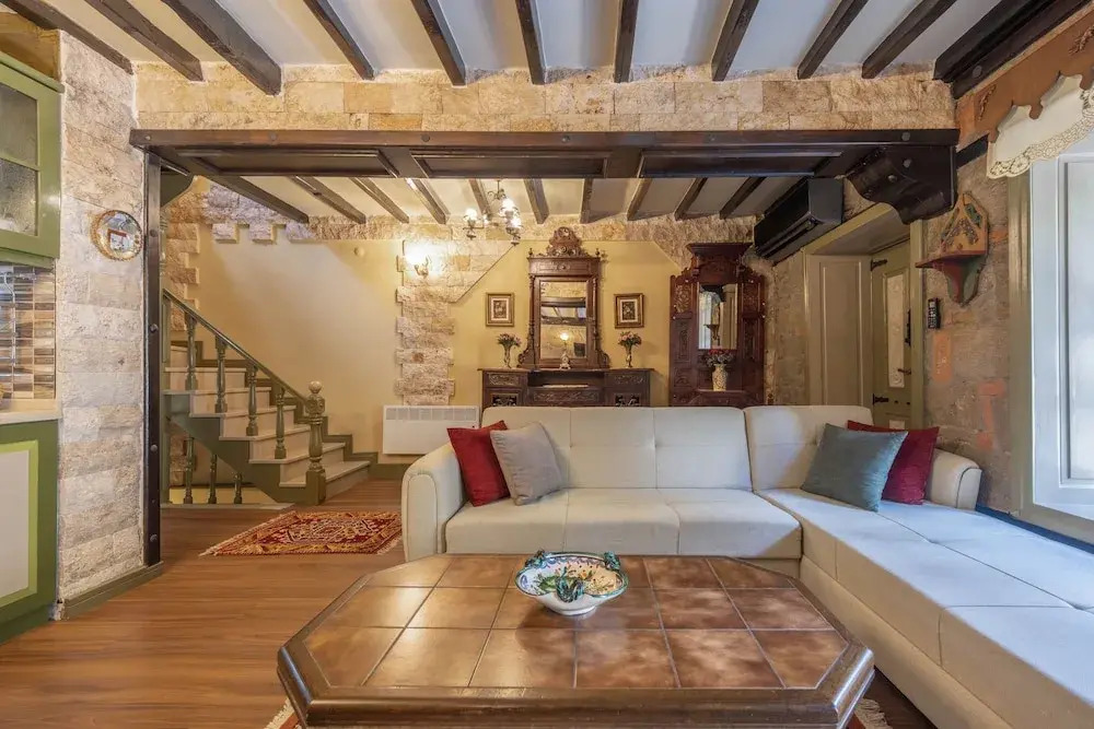 Адатепе: Adatepe Hostels
