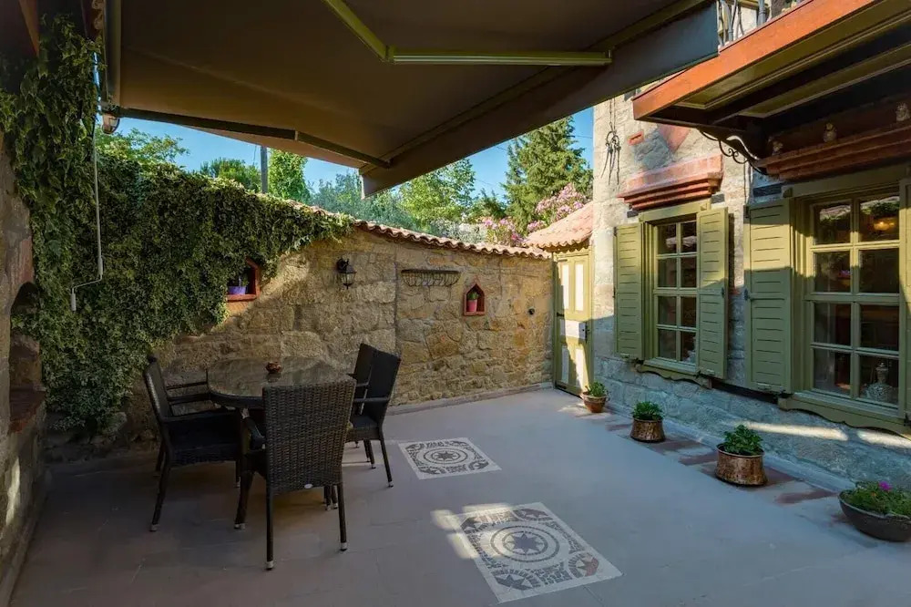 Адатепе: Adatepe Hostels