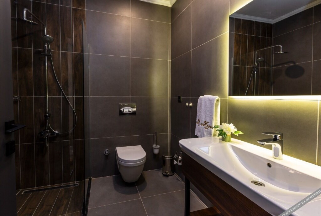 Арсин: Santana Otel