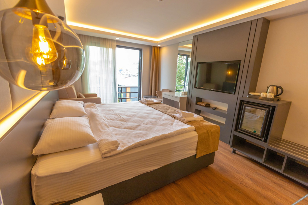 Арсин: Santana Otel