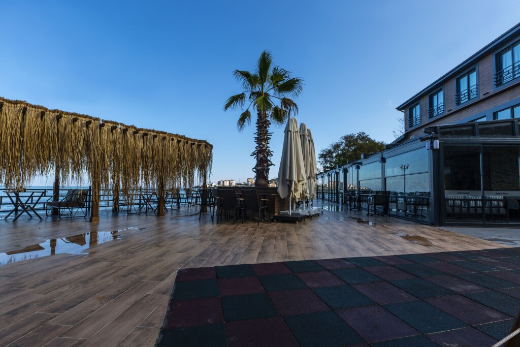 Арсин: Santana Otel