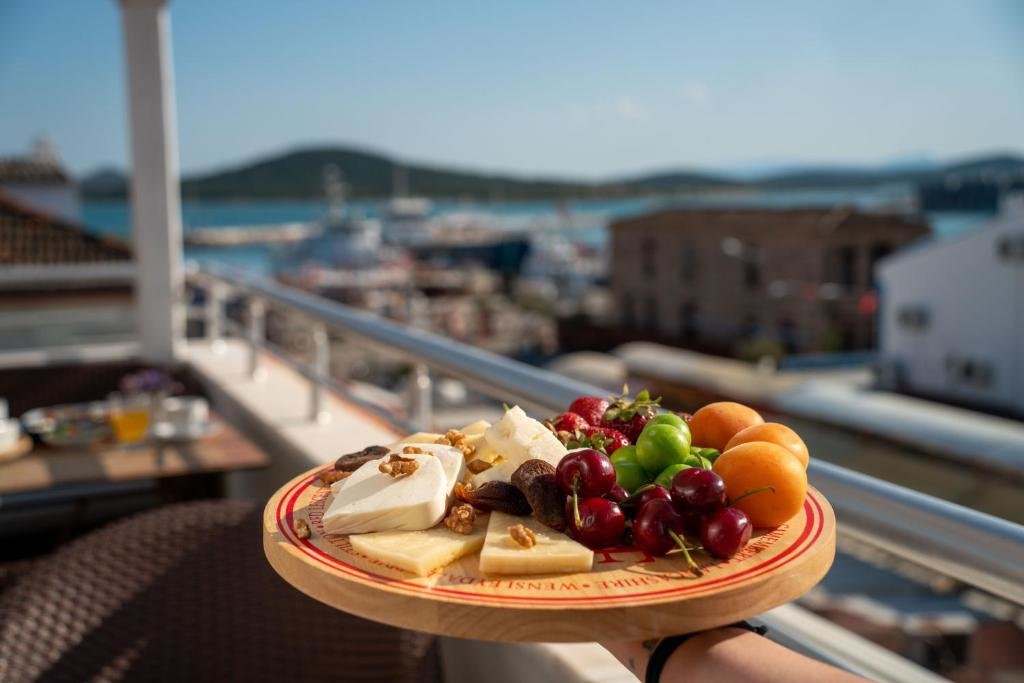 Айвалык: Harakop Otel