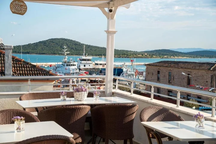 Айвалык: Harakop Otel