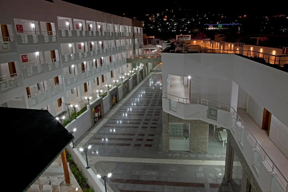 Бодрум: Sunhill Centro Hotel