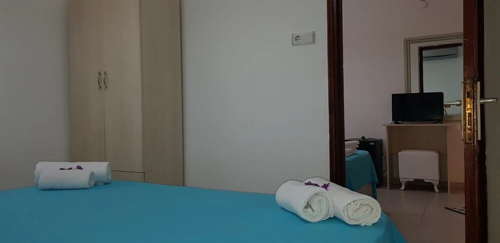 Битез: Kaptan Otel Bitez
