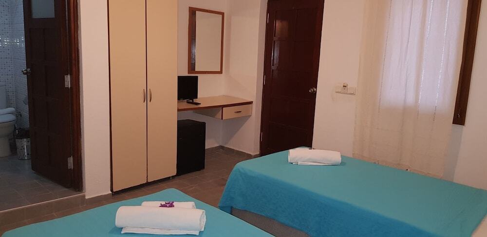 Битез: Kaptan Motel
