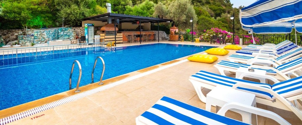 Турунч: Leslion Hotel Turunc