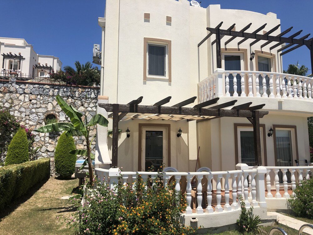 Милас: Turqouise Homes