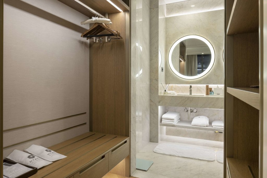 Измир: Hyatt Regency Izmir IstinyePark