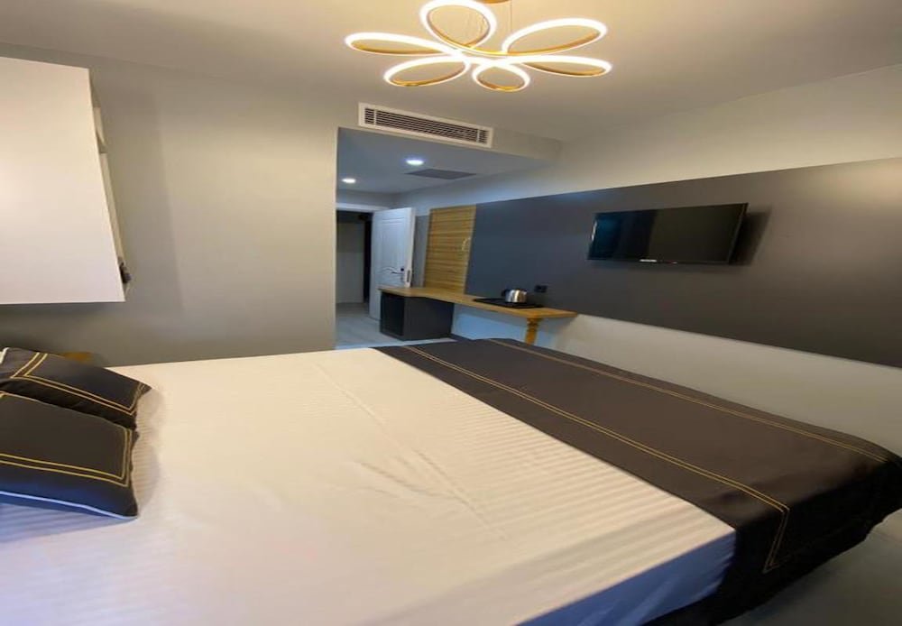 Арнавуткёй: Med Life Hotel
