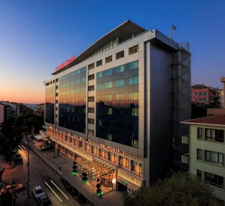 Анкара: Dedeman Ankara